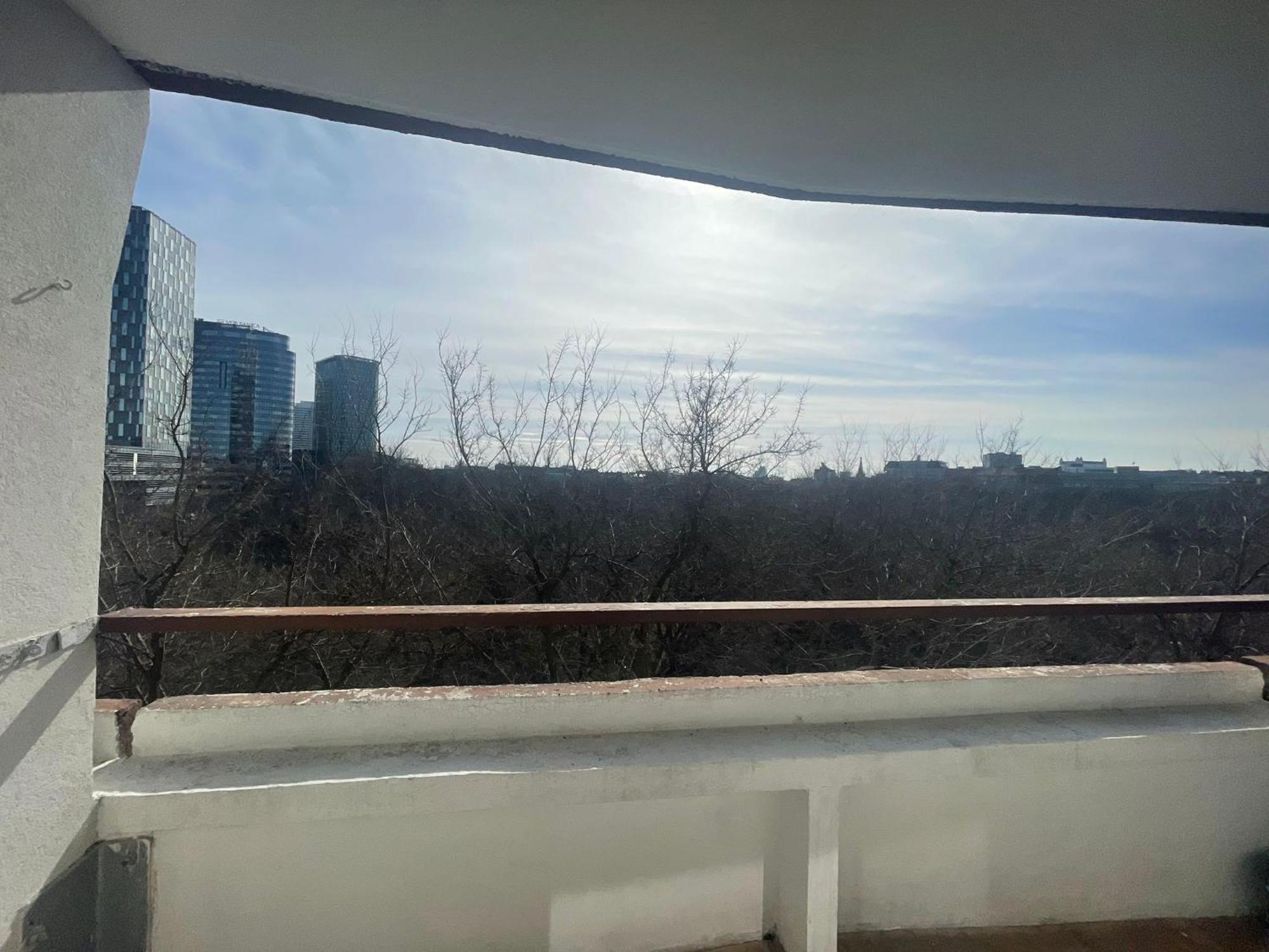 Park View City Center Location Apartment With Balcony Братислава Екстер'єр фото