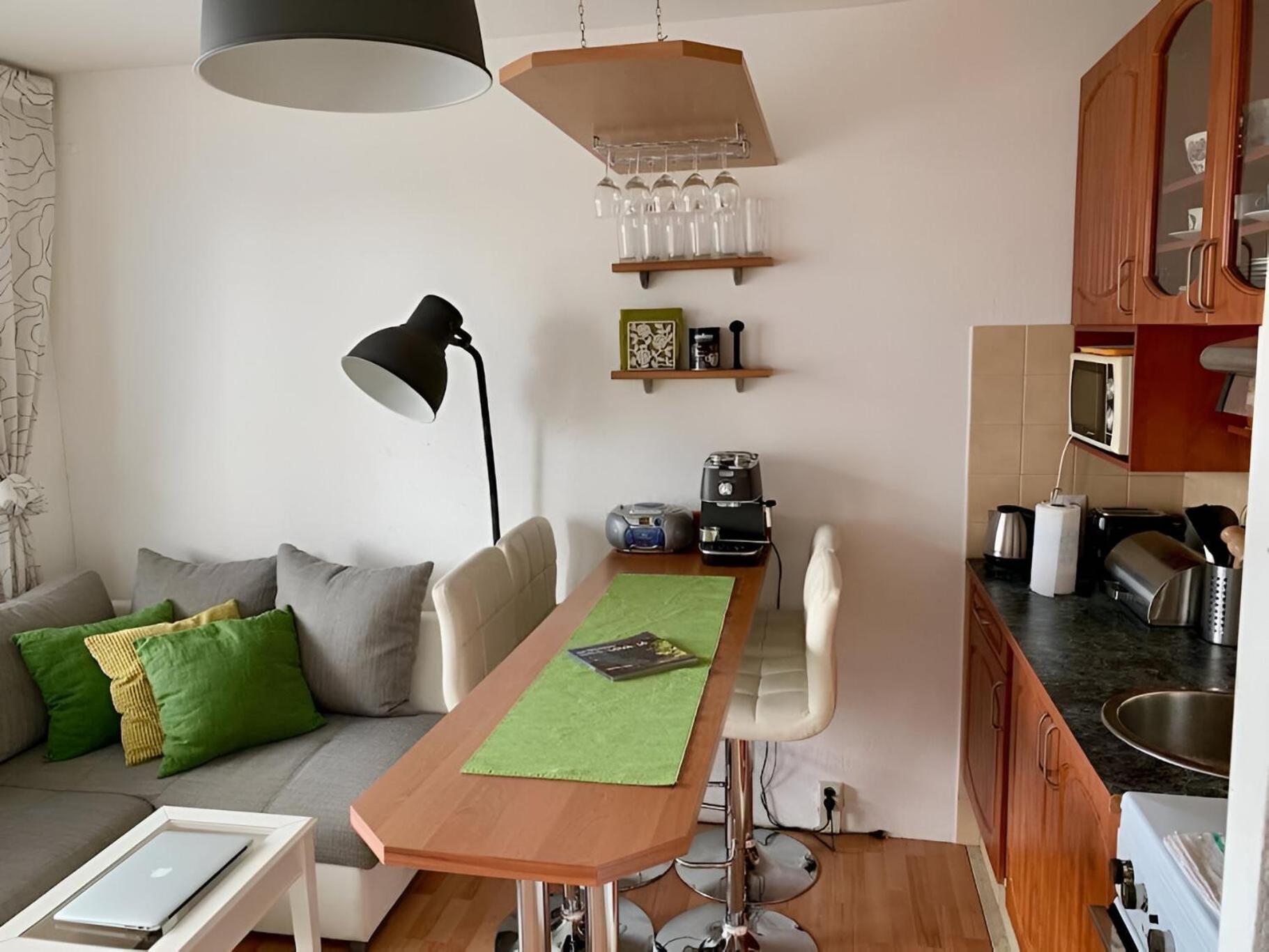 Park View City Center Location Apartment With Balcony Братислава Екстер'єр фото