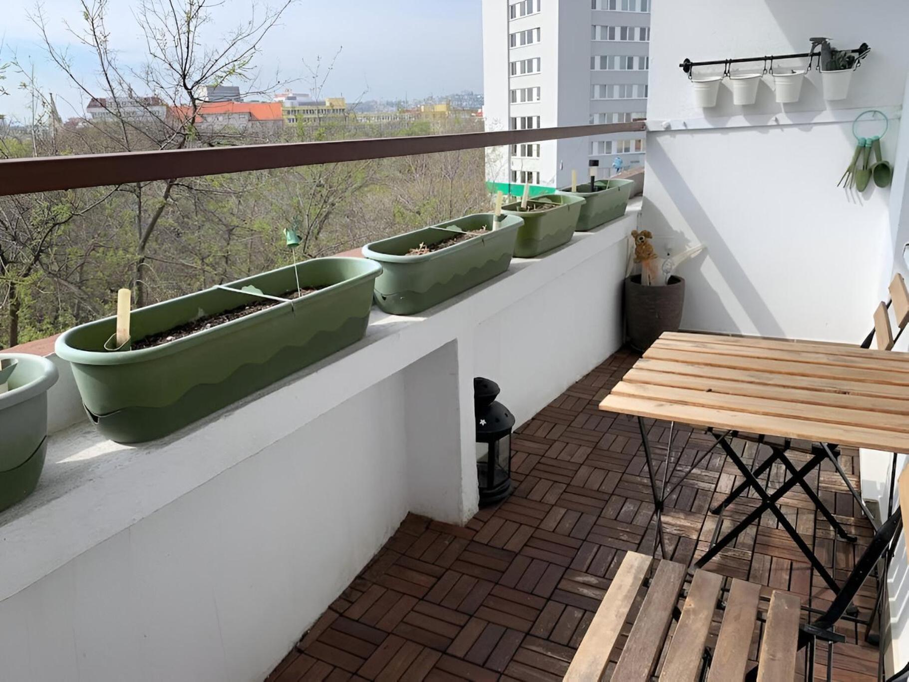 Park View City Center Location Apartment With Balcony Братислава Екстер'єр фото